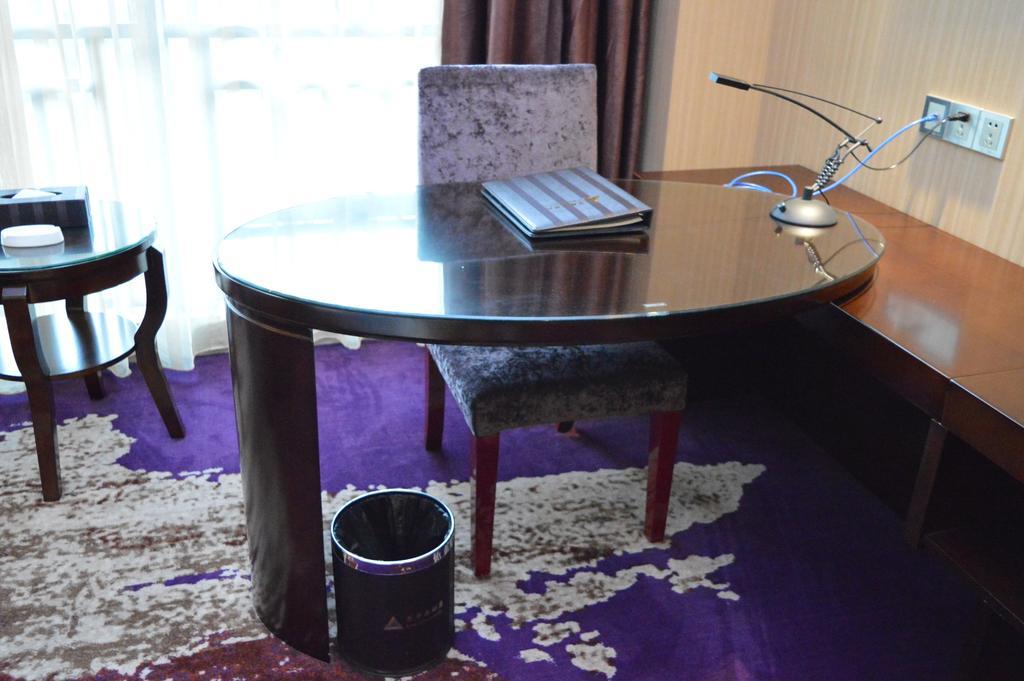 Aimoer Hotel Foshan Ruang foto